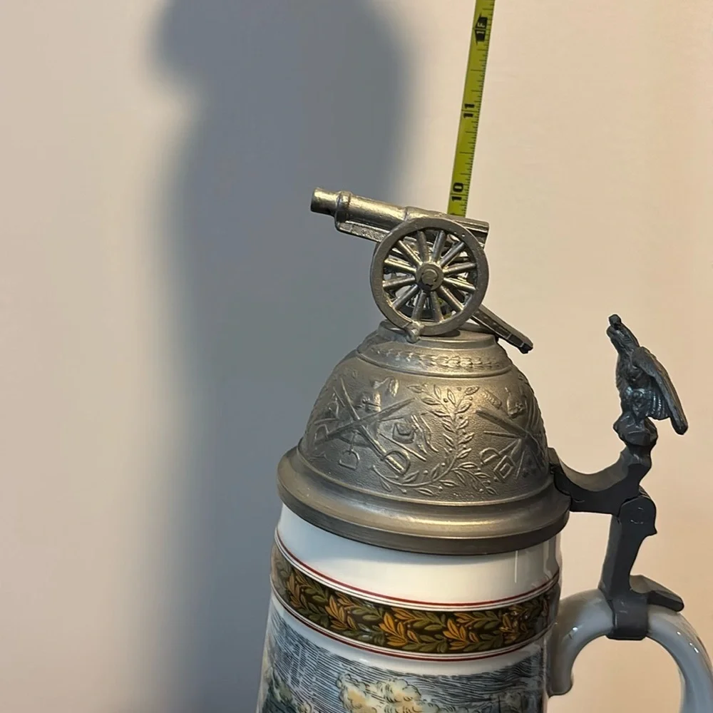 German cannon lidded beer stein with illuminated Lithopane figures in bottom